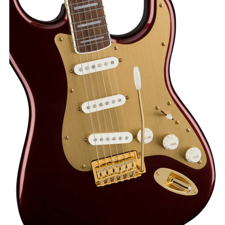 Squier 40th Anniversary Stratocaster®, Vintage Edition, Laurel FB, Gold Anodized PG, Ruby Red Met